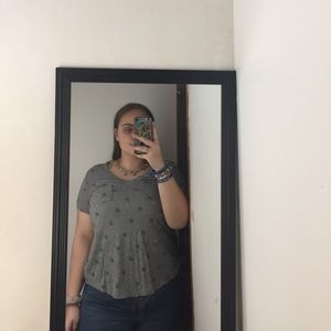 Torrid t-shirt heather grey front pocket V-neck